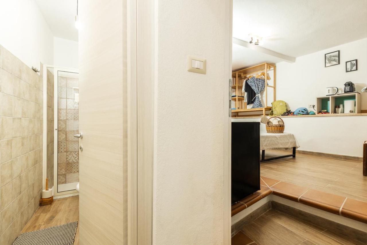 Ferienwohnung Dommu Anna Baunei Exterior foto